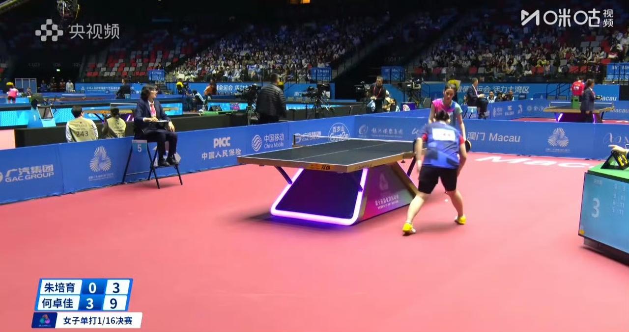 何卓佳晋级女单十六强！
刚刚结束的一场第十五届全运会乒乓球女单1/16决赛中，