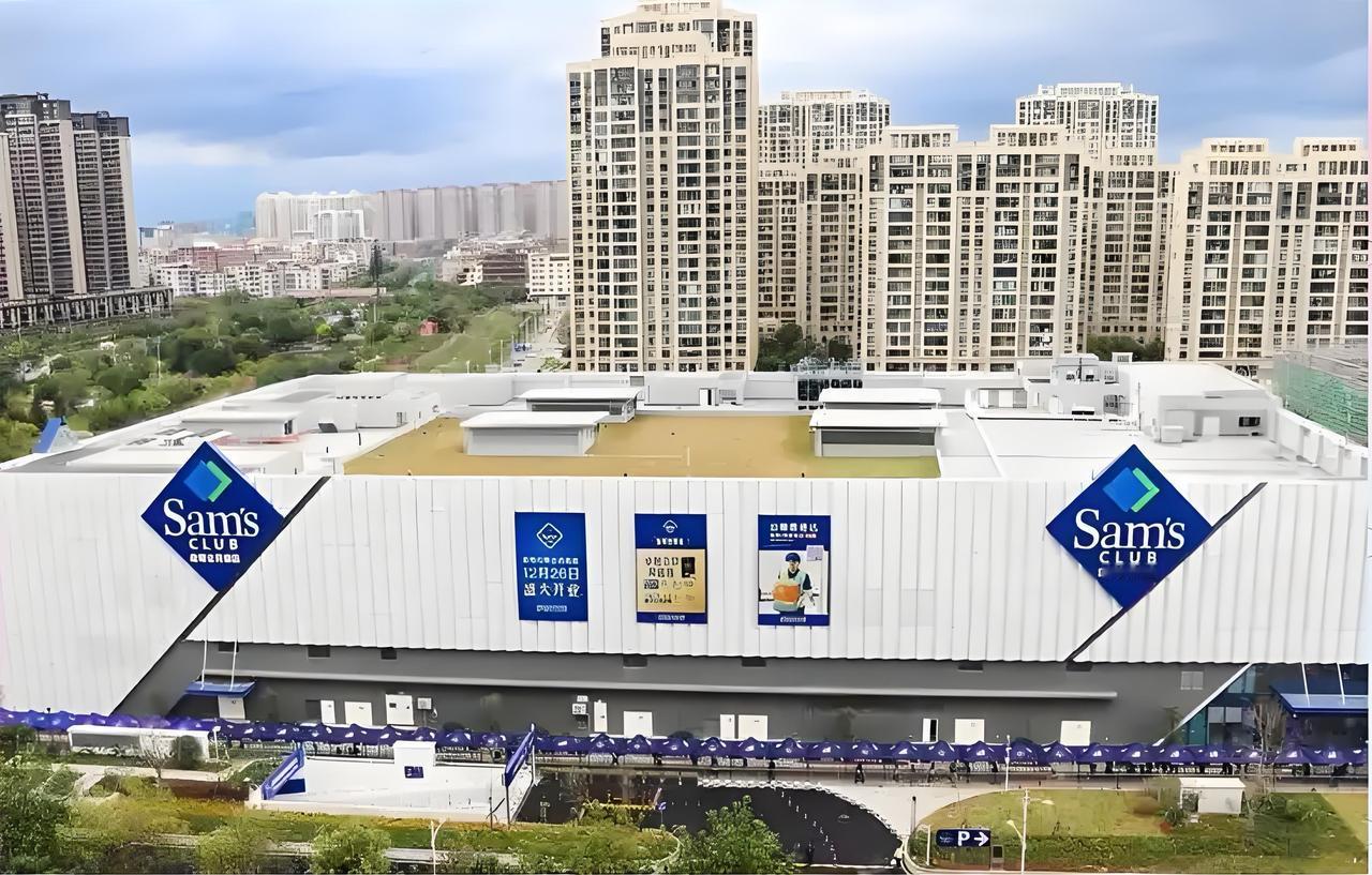 县域消费破局！晋江山姆2025年营业额超17亿，跑赢多数一线城市
 
一个县级市