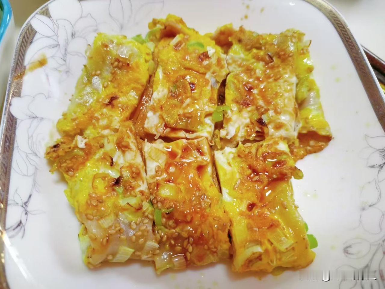 晒图笔记大赛这鸡蛋煎饼果子做的咋样？有没有食欲大增的感觉[偷笑]
