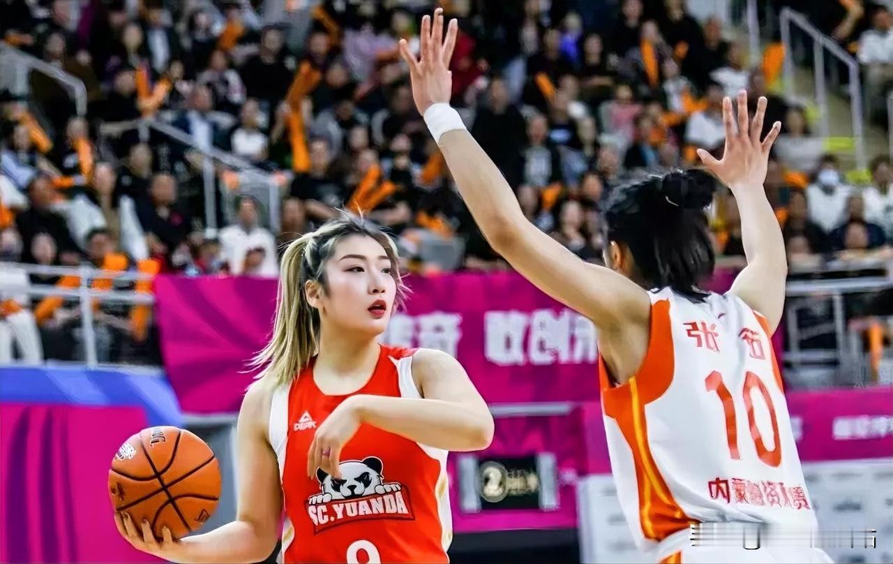 WCBA总决赛G1，四川女篮90-85逆转内蒙古女篮，前锋李梦和张茹正面交锋数据