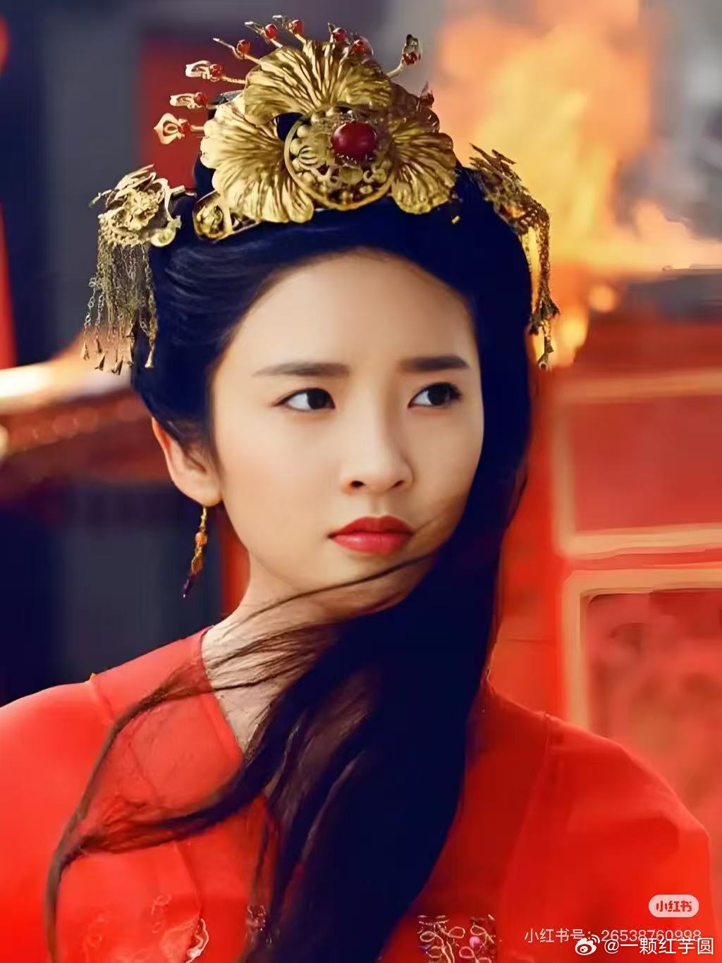 安陵容祺贵人 浪姐 终于等到唐艺昕的乘风官宣！从祺贵人的惊鸿一瞥到现在的舞台剪影