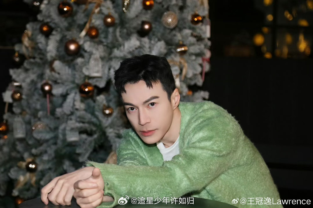 王冠逸新剧有种道明寺的蠢萌王冠逸新剧蠢萌式追爱 杜兆辉这追人方式确实有年代感。被