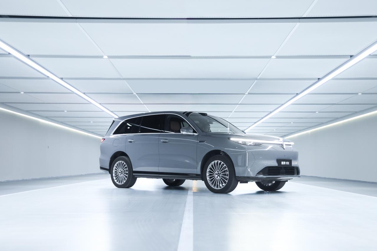 陈梦同款六座 SUV 上新！魏牌 V9X 家庭版，大车居然能这么好开
7 月 1