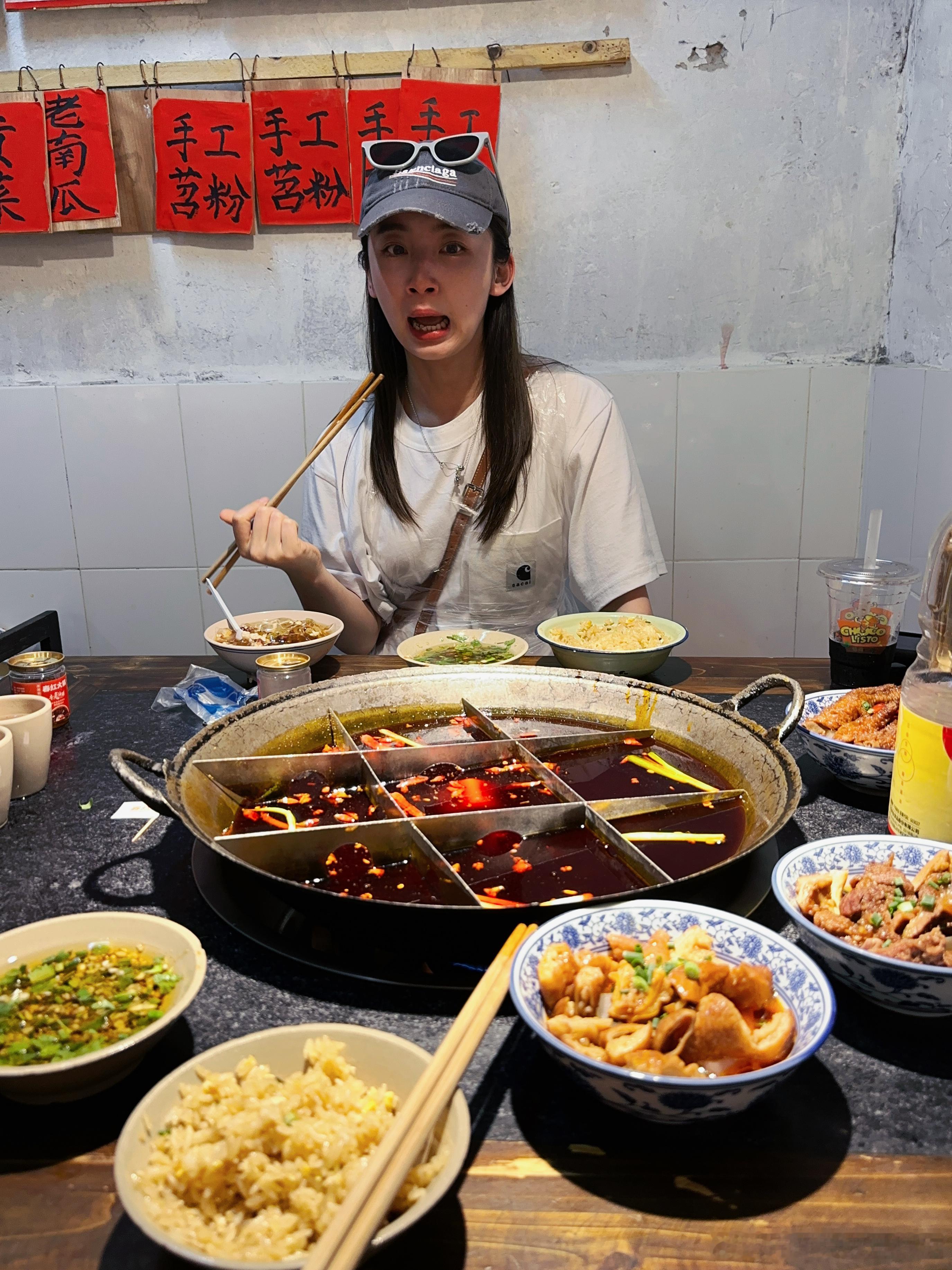 重庆真好 下次还来[抱一抱]  ​​​