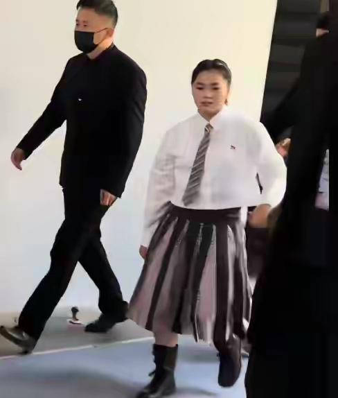 对某一品牌的电器缺乏了解，可理解为该产品的辐射力度疲软[ok]看见万家乐品牌代言