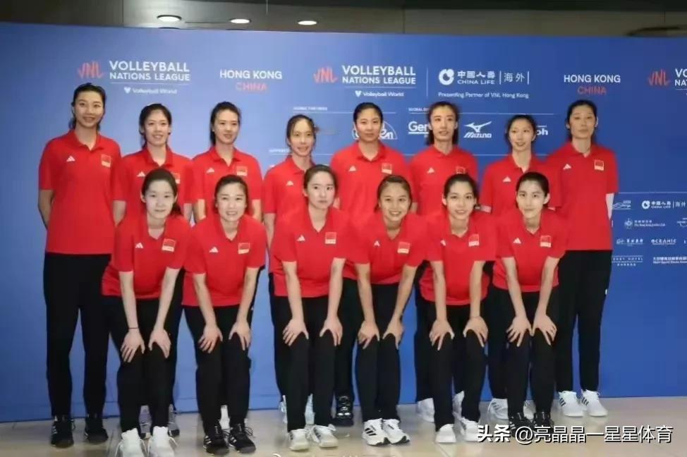 不出意外！女排世联赛，今日6场比赛-战果如下[玫瑰]

1，塞尔维亚女排3：0法