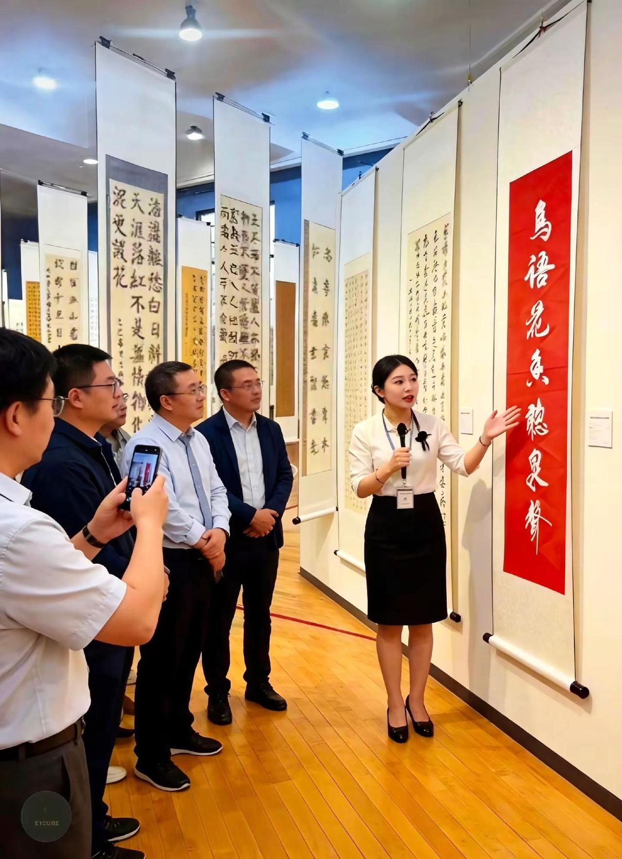 书法是文化自信重要来源 文化自信与传承 书法展现场