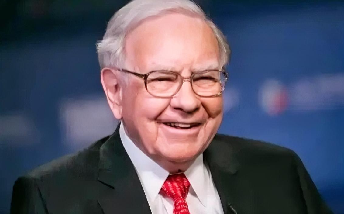 95岁巴菲特退休！4个低成本长寿秘诀人人可学

2025年12月31日，95岁的