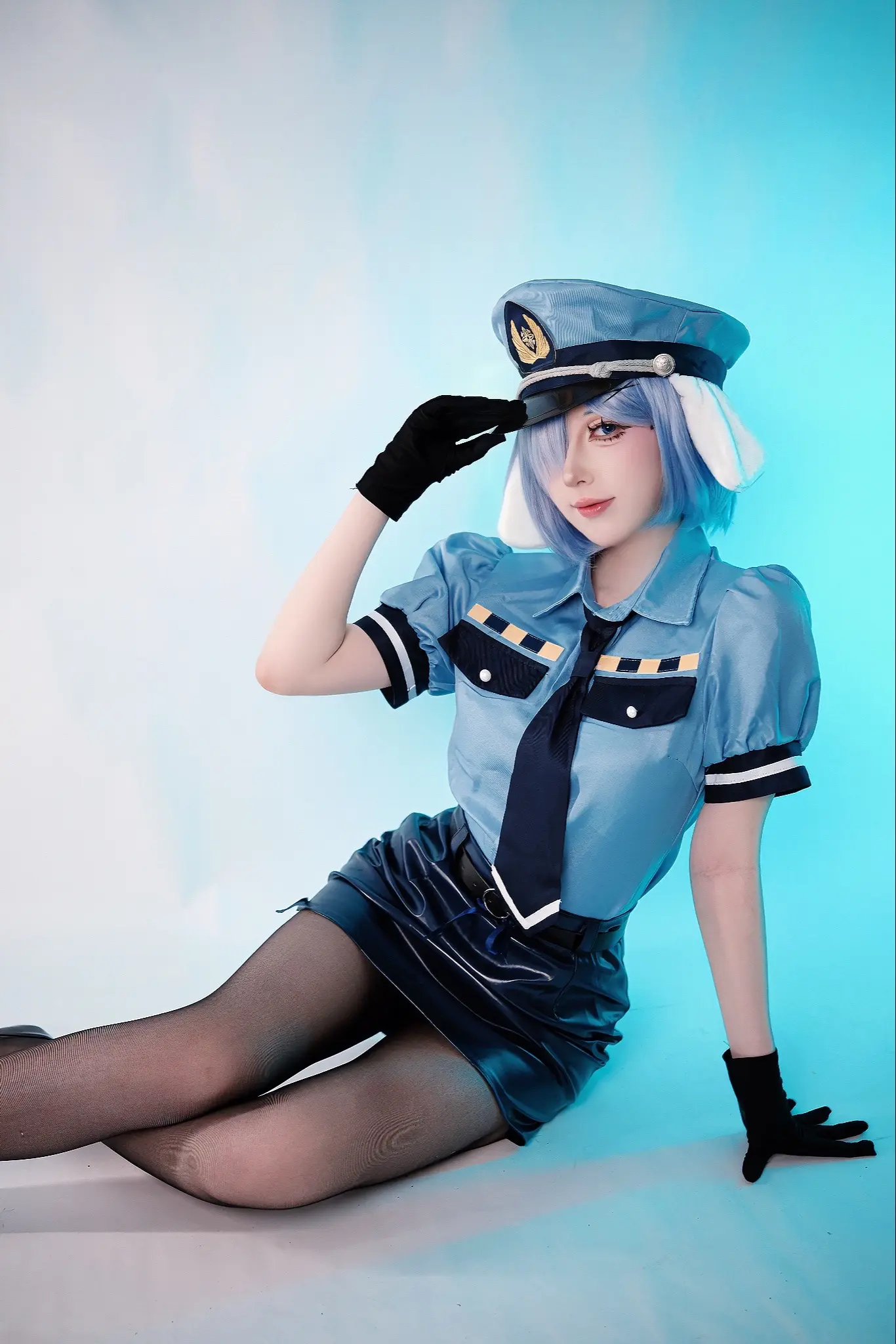 蕾姆警官，准备出击！📷：富士XT5➕唯卓仕27mmf1.2 💄：蕾...