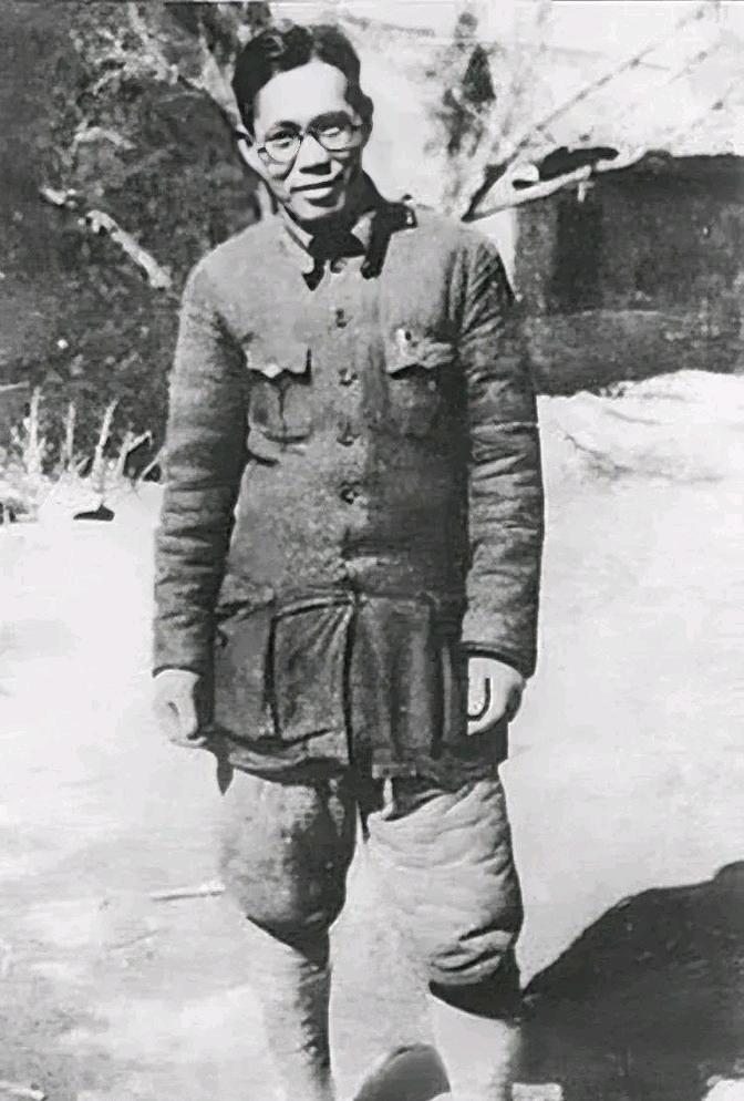 1946年，刘亚生被捕后，特务对他用刑，妻子见了痛哭，刘亚生苏醒后，听妻子一句话