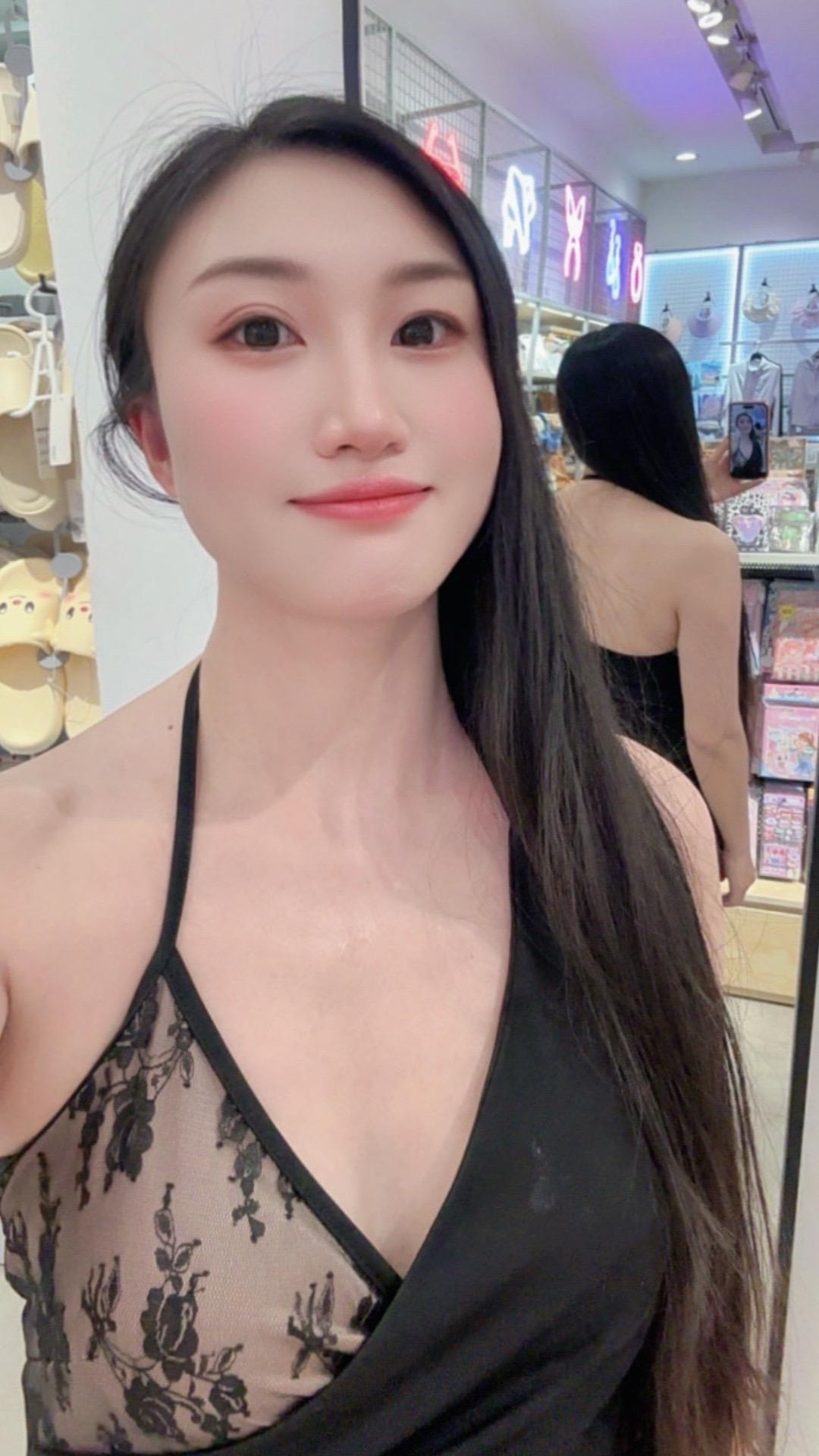 穿搭无年龄界限。日常穿搭自由 越努力越美好女性穿搭ootd穿搭 松弛感日常瞬间