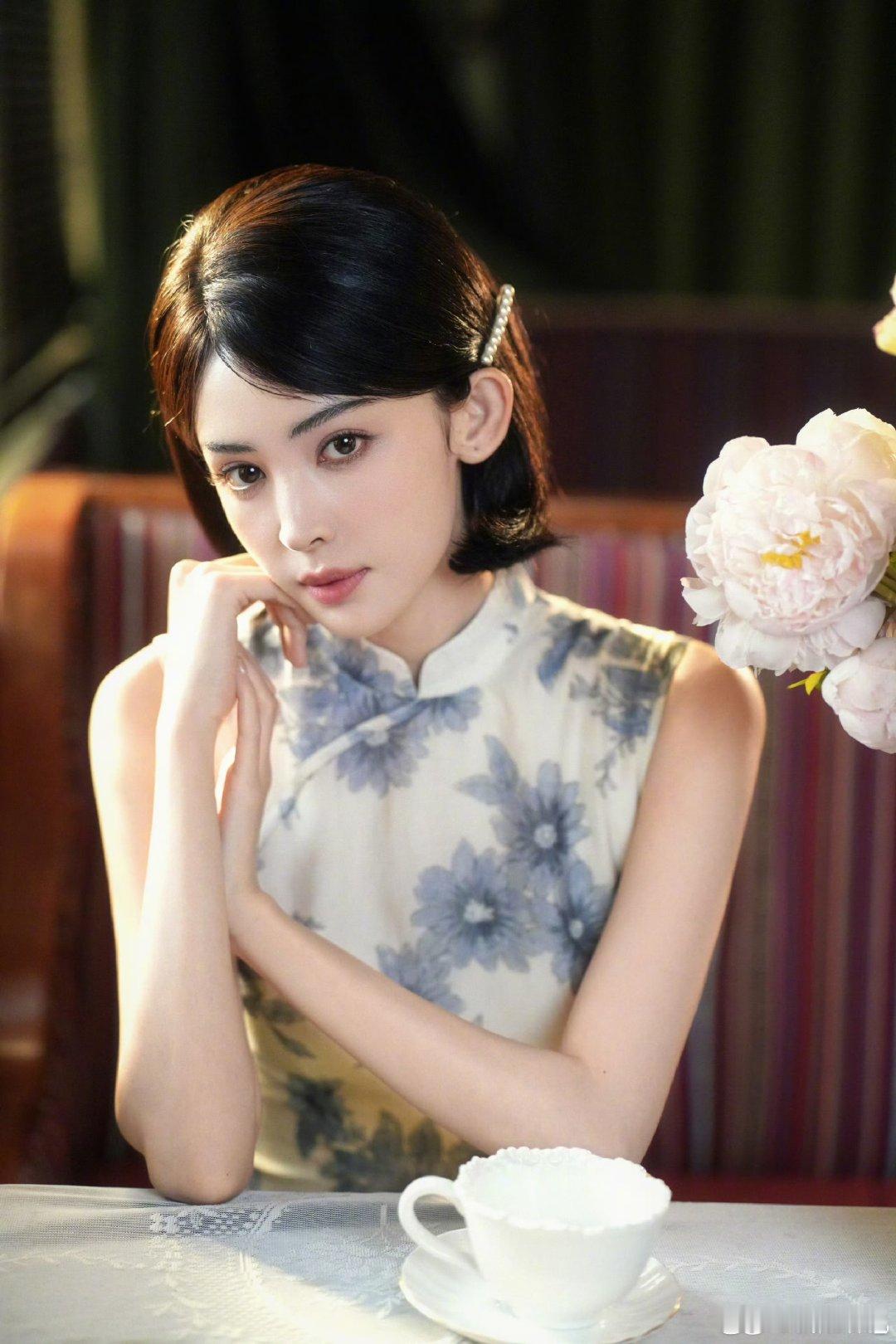 娜扎想尝试寸头 就喜欢娜扎这种说想试就敢说的性格，寸头安排上了记得第一时间发出来