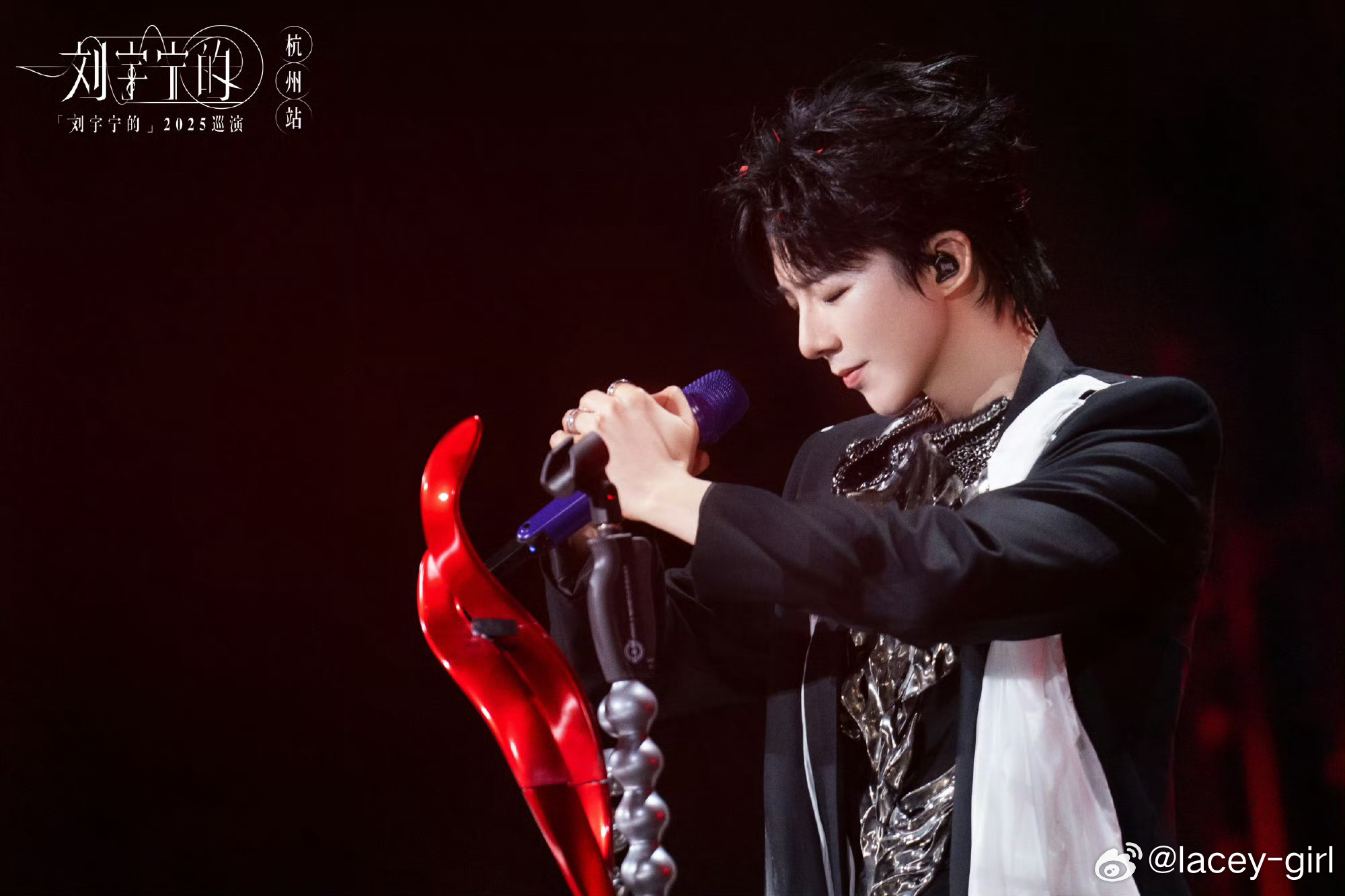 刘宇宁献唱冰湖重生主题曲追风｜腾讯音乐由你榜 | 摩登兄弟晨起听宁哥刘宇宁 ，满