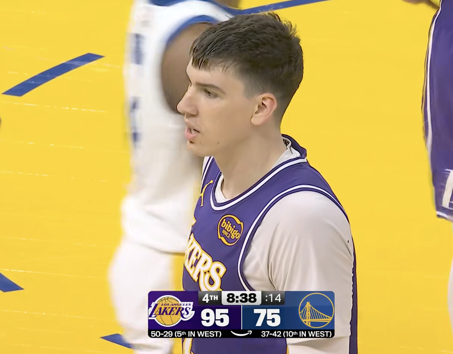 湖人正式领先20分！ 