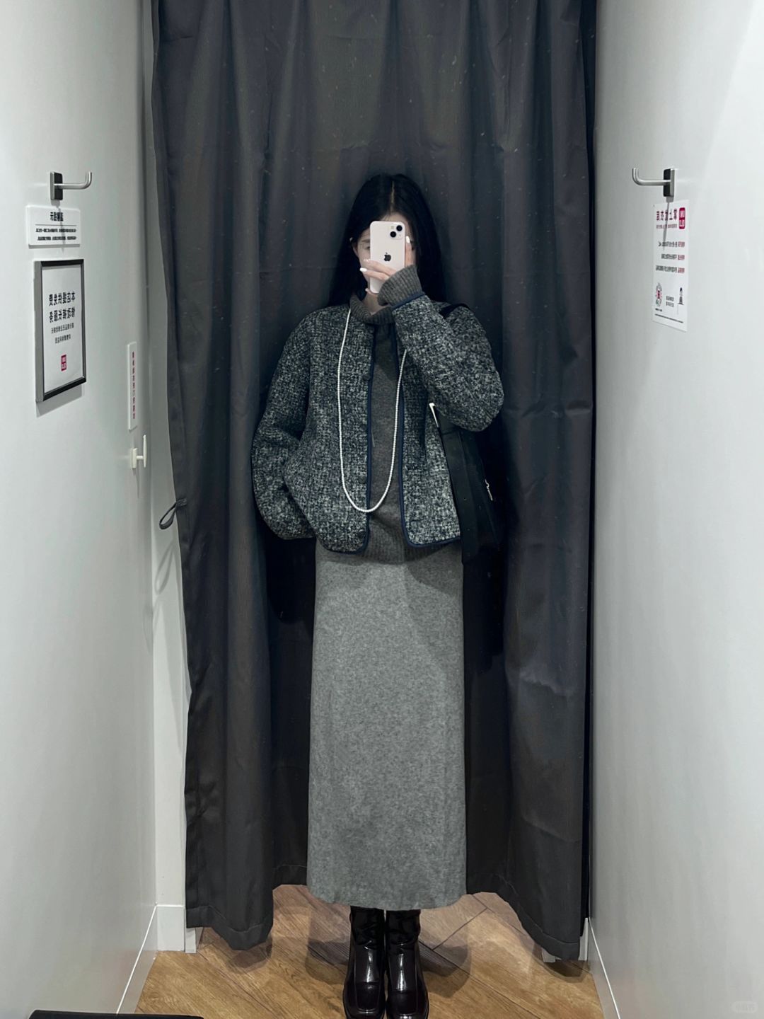 优衣库celi里celine穿搭✒️这套昭和精致感拉满~
