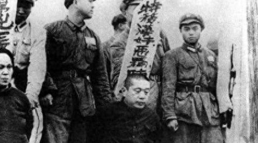 1951年杀害江姐的凶手，黄茂才被判处枪毙，行刑时黄茂才大喊冤枉，他大声的呼喊：