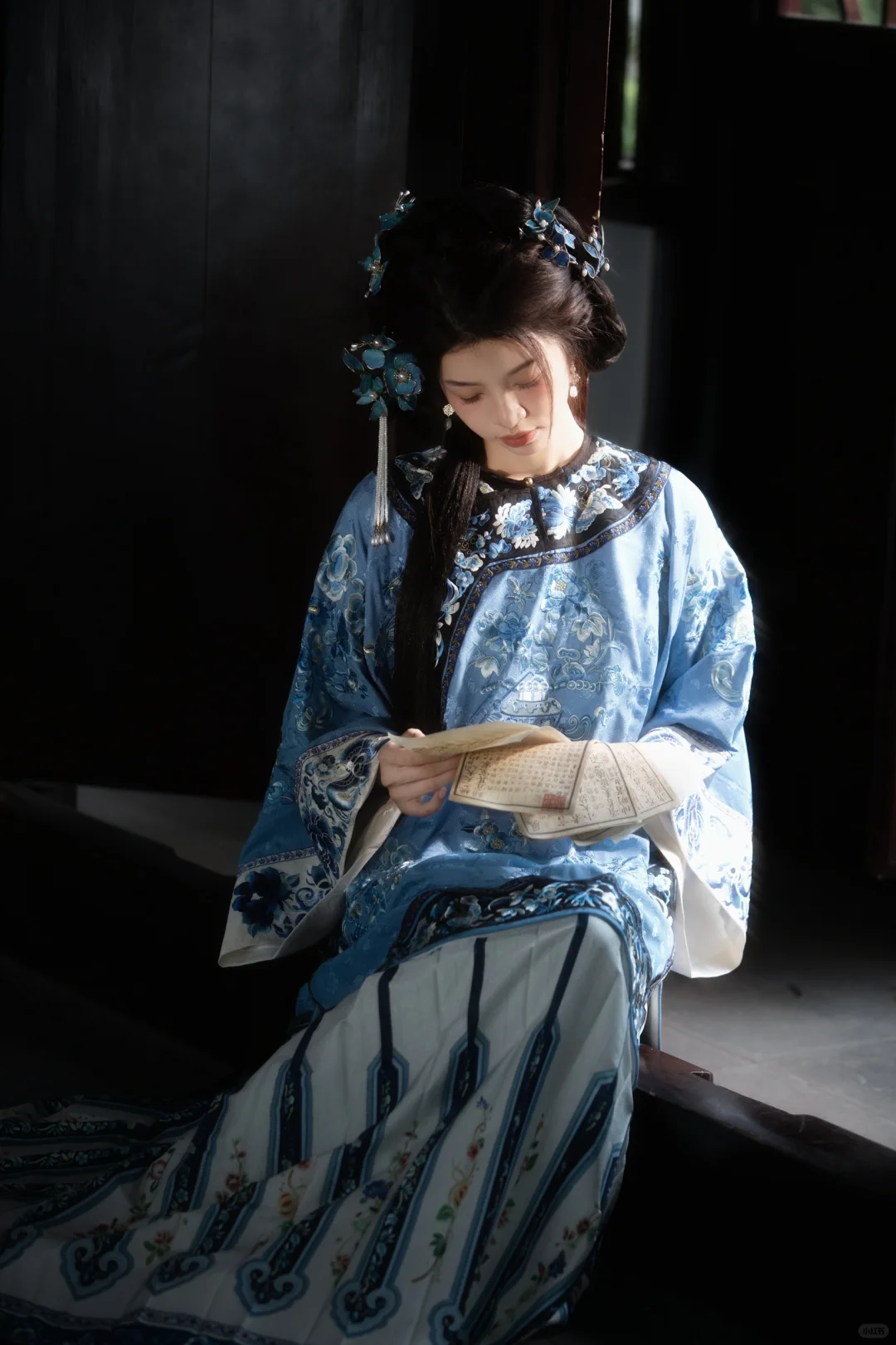 她是笼中之鸟丨厦门清汉女