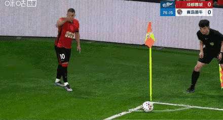 3月16号中国足球传来最新消息：

中超第二轮成都蓉城对阵青岛海牛队，罗慕洛角球