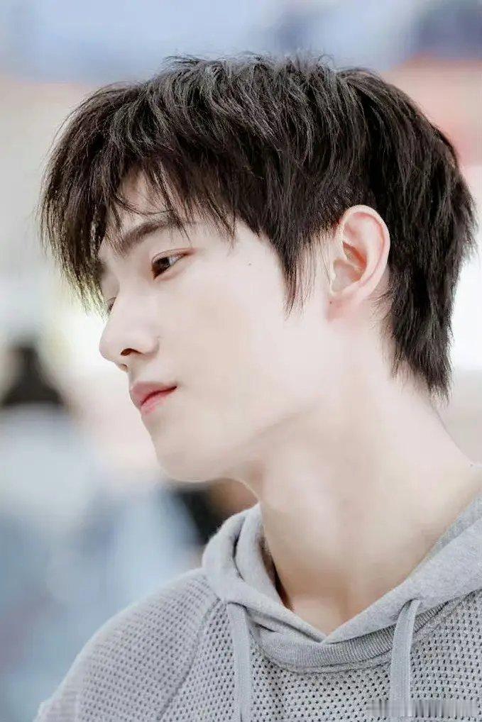 虽然宋焰是真的油，但杨洋是真的帅 ​​​