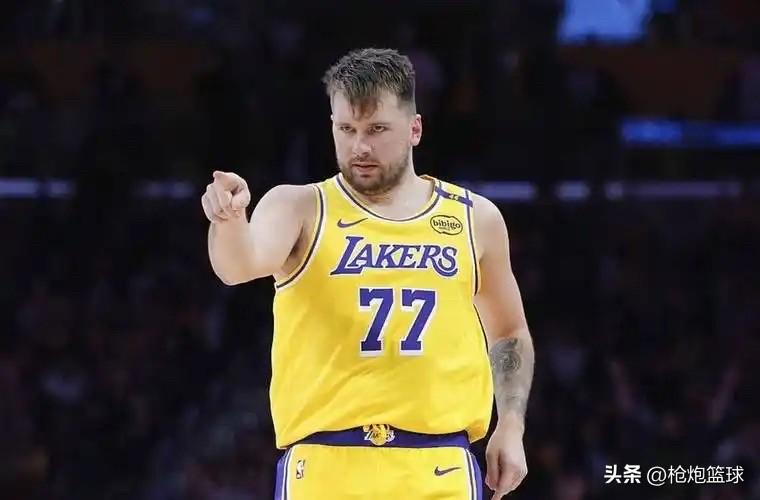 东契奇面子真大啊

据美记Charania报道，联盟官方已经撤销了东契奇的第16