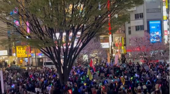 “高市与小泉向中国道歉”，日民众发出正义呼声，右翼绝不会低头
 
从 3 月 2