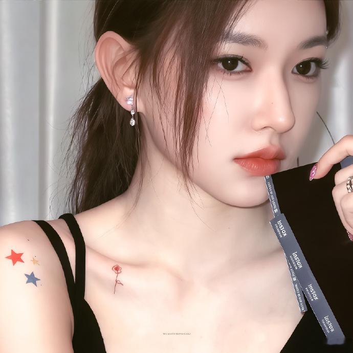 程潇长期资助贫困女高中生低调深耕助学公益的程潇，向甘南藏族贫困高中女生提供长期资
