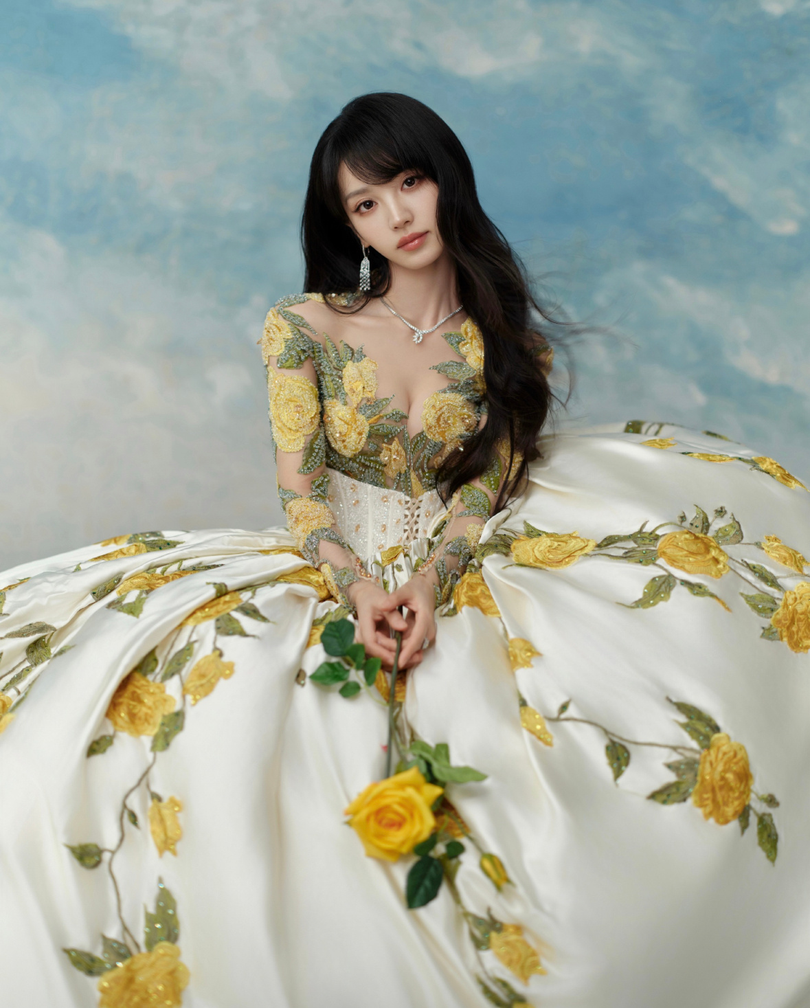 田曦薇vogue红毯造型田儿用心交作业了 ​​​