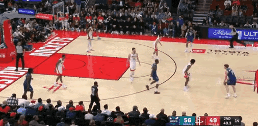 细品4号秀一人收拾火箭全队，感叹千军易得与一将难求。

这位黄蜂新秀克尼佩尔年方