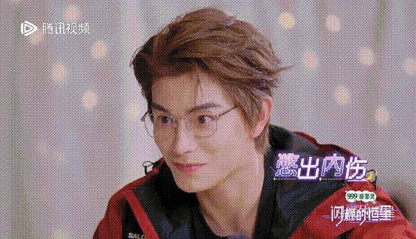 看过团综再复盘剧里，🐱在这里是不是其实也是对视害羞了  总觉得这里慕声随着妙妙