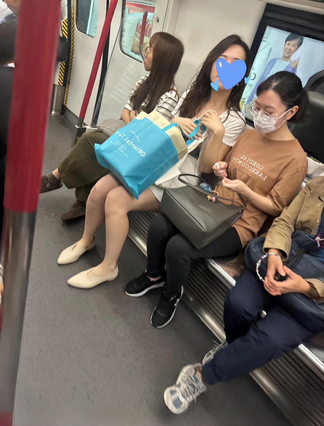 美的出众大概就是形容这种女人吧？！