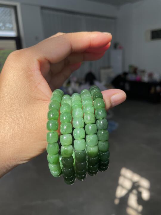 这么好看的碧玉，我们拿来白送