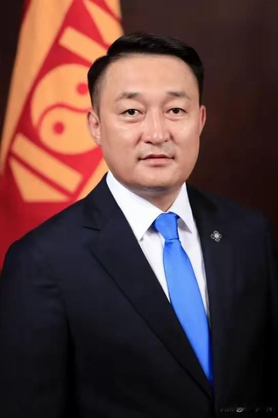 就在刚才
蒙古国突然宣布了！
9月28日，据央广网等媒体报道，蒙古国国家大呼拉尔