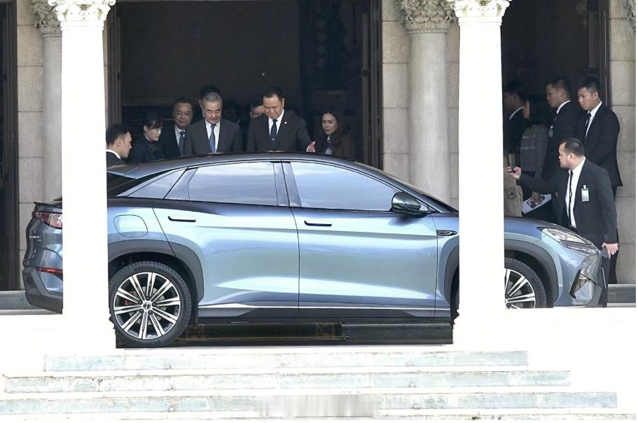 还得是迪子，这波新能源汽车出海算是彻底出圈了，近日不知道你们有没有刷到泰国总理阿