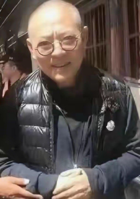 李连杰再澄清“换心”传闻！向太曝光细节，“一夜回春”真相大白 