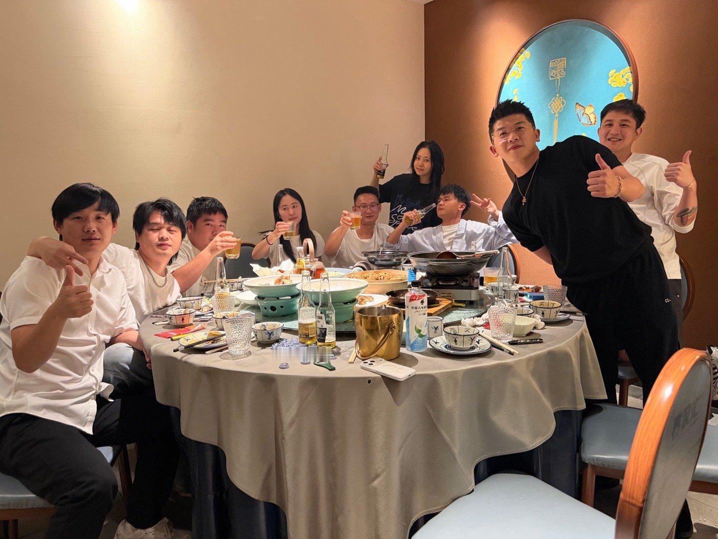 可以了，现在趣评测第2波，小晴来了 ​​​