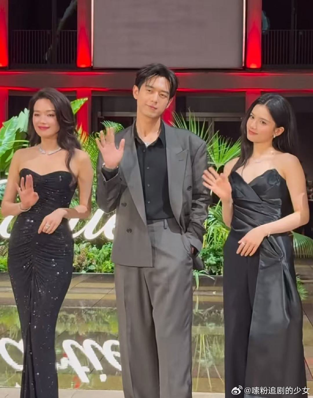 李现舒淇张婧仪同框李现舒淇张婧仪同框！李现舒淇张婧仪活动同框 ​​​