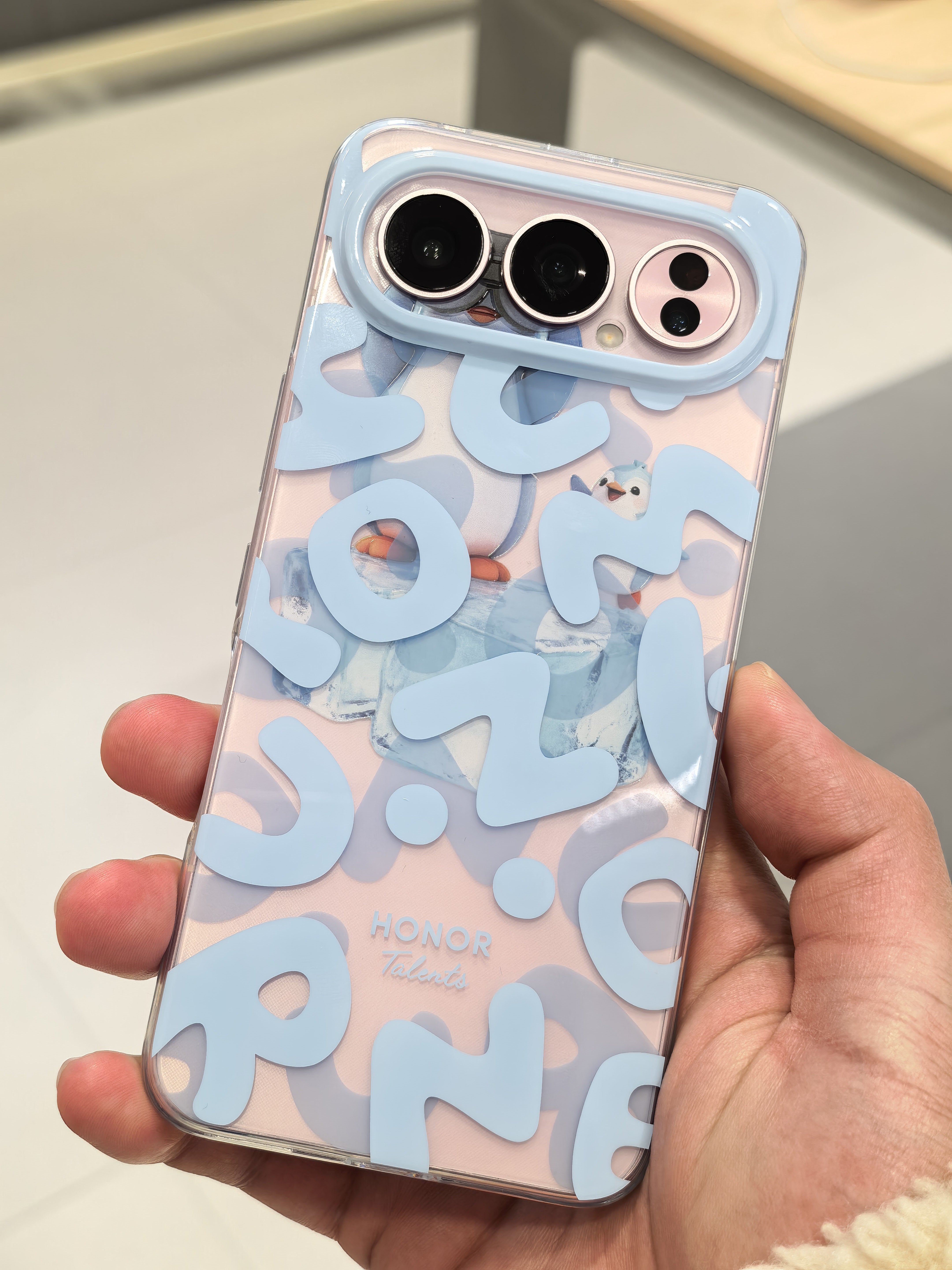 给我两台500 Pro都贴了个背膜