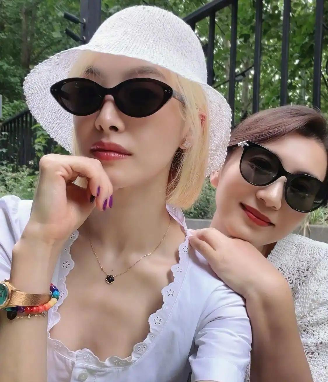 青岛姐妹花的同框太戳人了！宋茜和陈好真的越看越暖