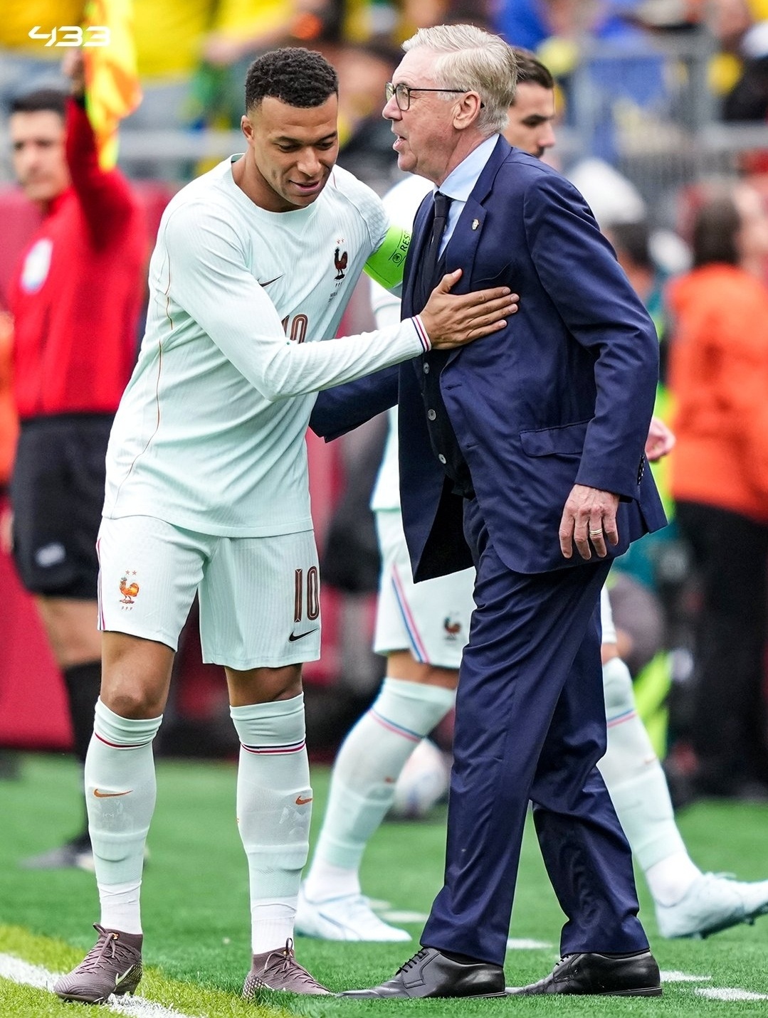 姆巴佩和安切洛蒂。巴西1比2法国