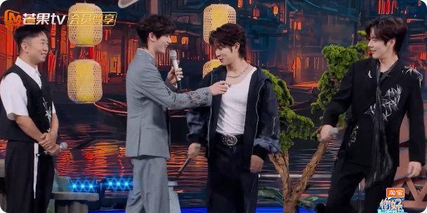 丁程鑫有福同享有难魏哲鸣当你好星期六谁看了不乐！魏哲鸣这 “人间小苦瓜” 实锤了