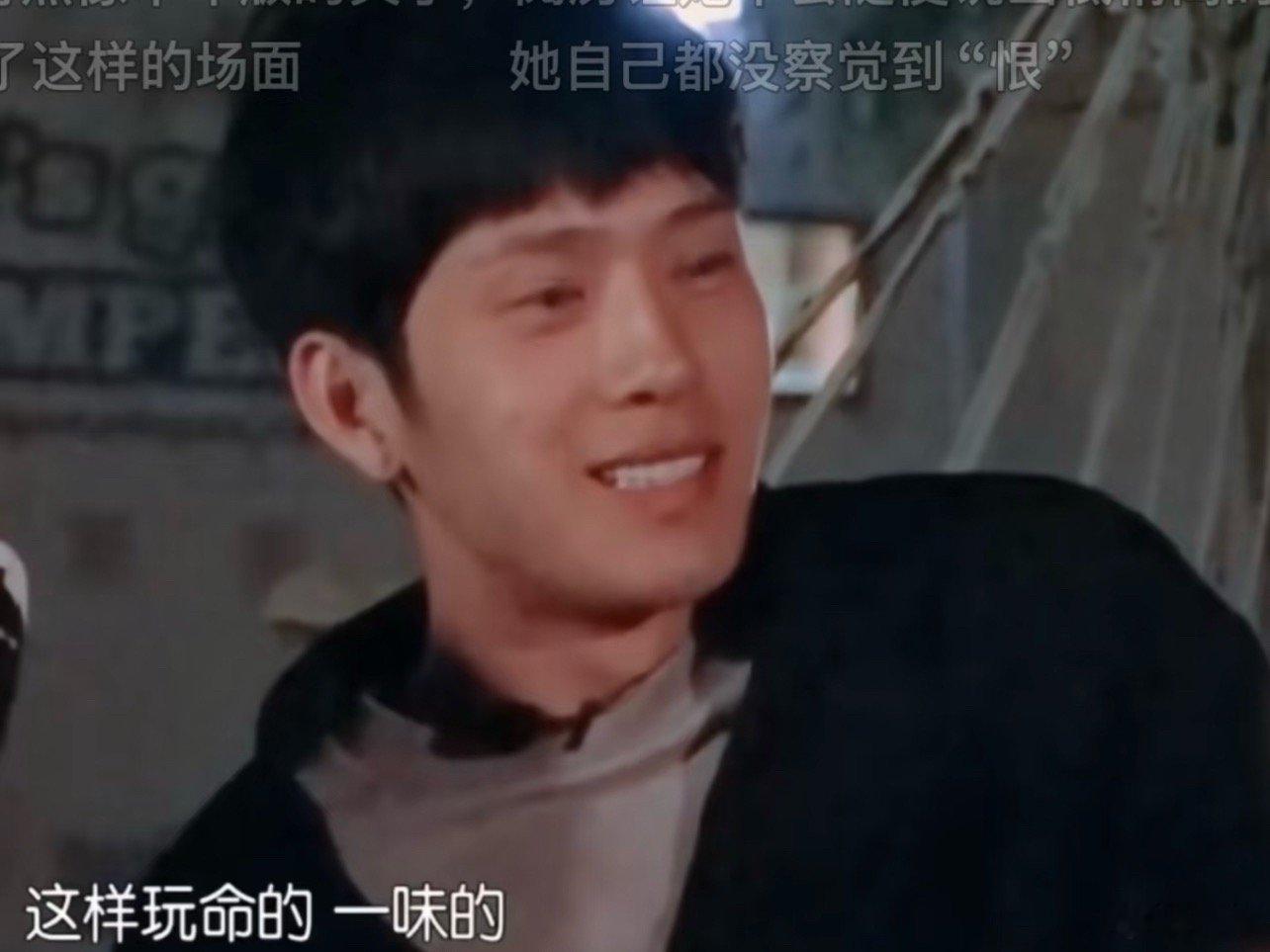 井柏然内娱衣柜在花少2里就有了搬行李这段感觉作为观众看着都窒息，井柏然本人真的不