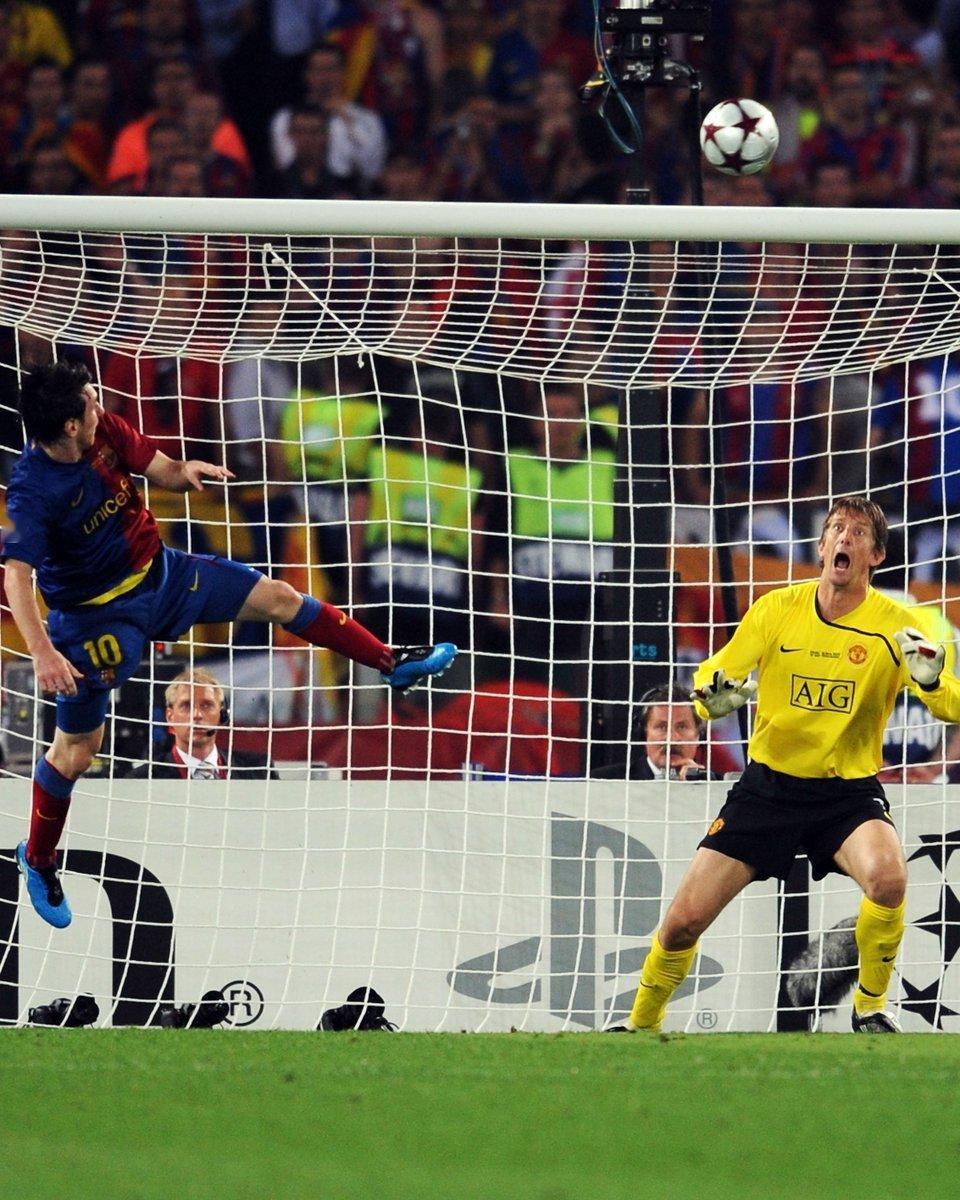 欧冠官推晒梅西经典头球破门：标志性的#梅西[超话]# ​​​