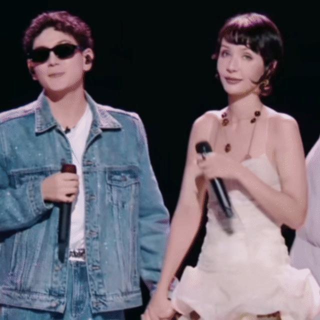 艾热孜巴合拍舞台太合拍了 《合拍》带来的不仅是音乐的震撼，还有艾热和孜巴的默契配