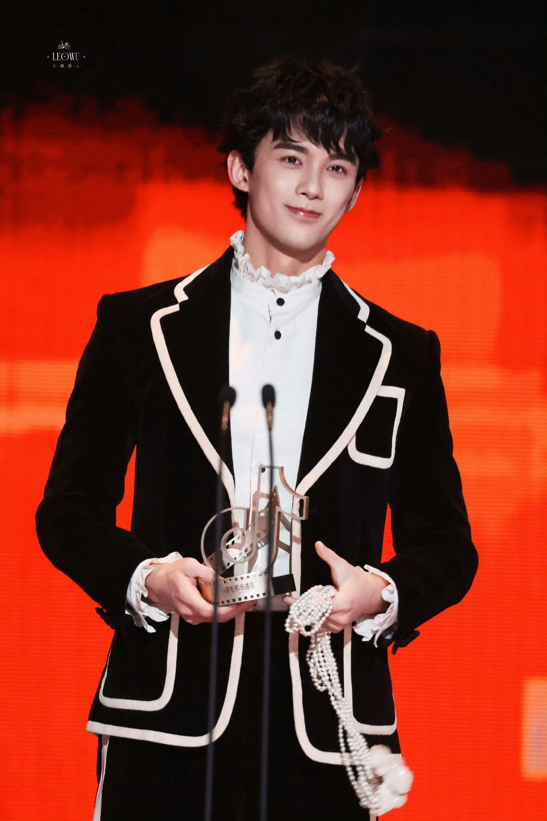 吴磊要参加星光大赏啦！梦回我的星汉灿烂能一个露思吴磊同框好吗