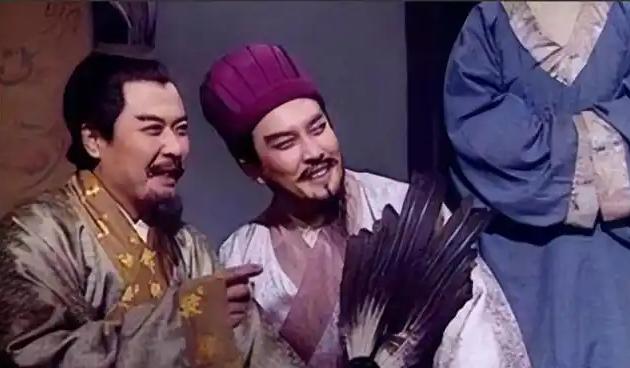 刘备率75万大军伐吴，为啥不捎上诸葛亮？
 
这事儿可不是刘备不信任诸葛亮，而是