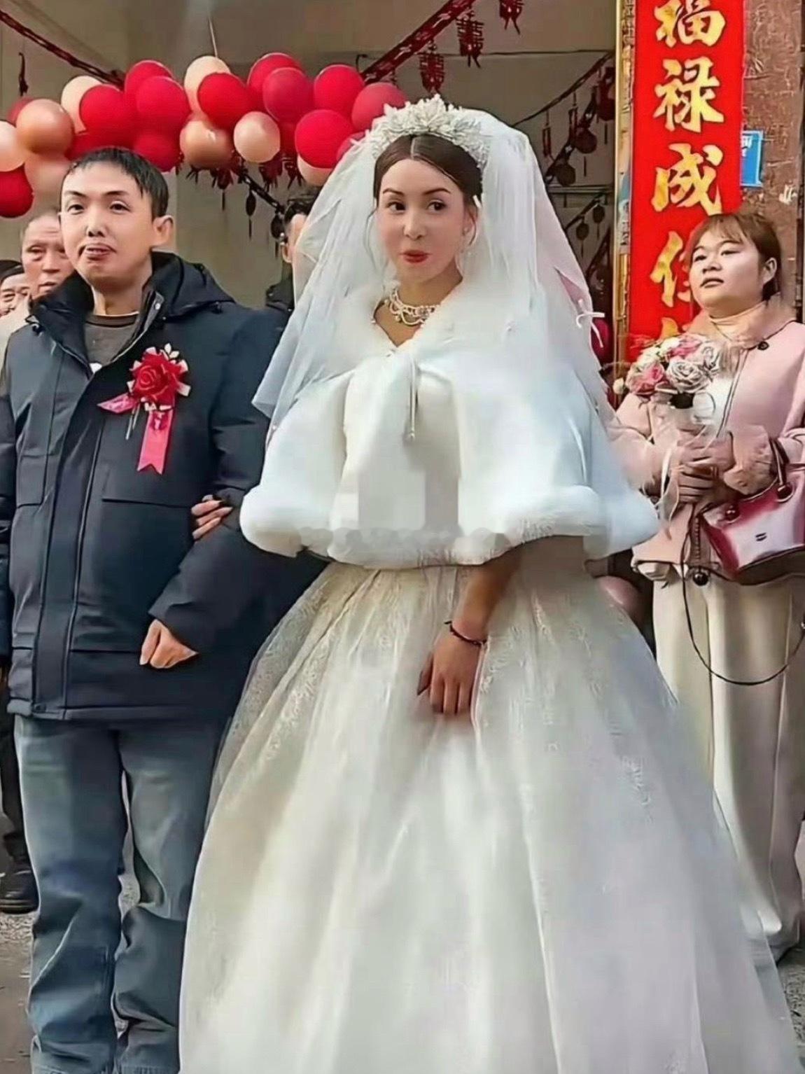 新郎这是娶了个迪丽热巴回来吧，改善基因的好机来了 