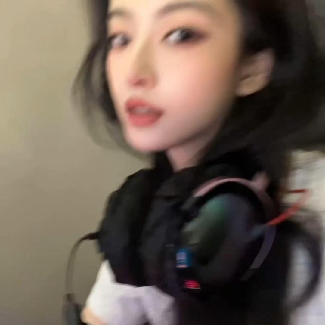 白鹿杨舒伊腹黑姐姐和蠢萌妹妹白鹿杨舒伊对抗路姐妹 姐姐骗妹妹吃奇怪的东西，妹妹居