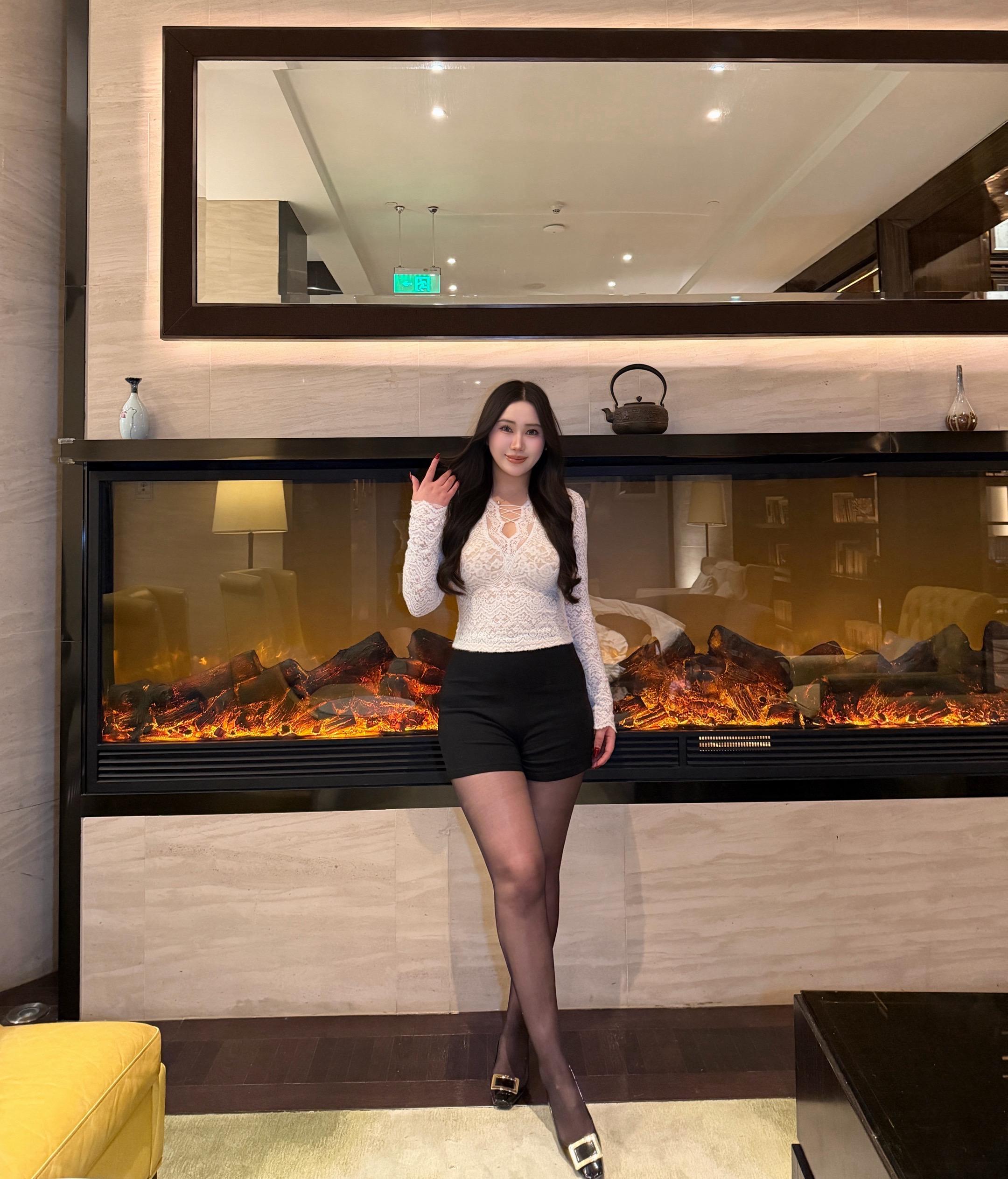 “不知道啊 我的身材很曼妙”