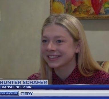 Hunter Schafer 竟然是“行业植物”（Industry Plant）