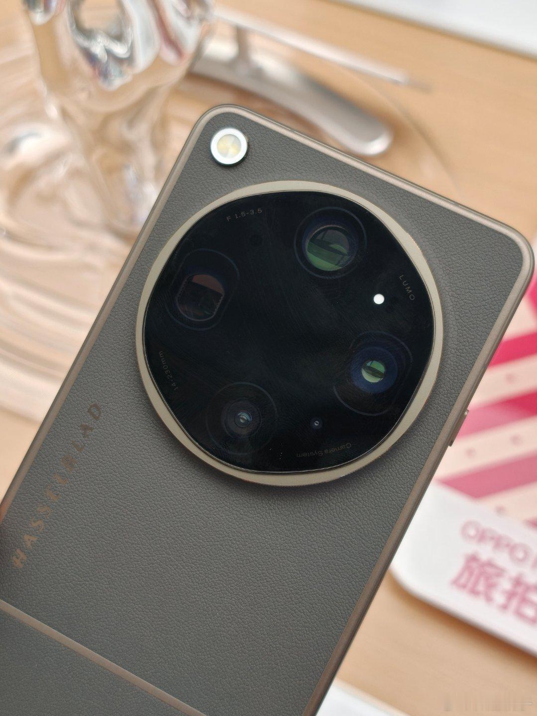 这个OPPO X9 Ultra太帅了，我要买，哈哈哈哈，置换！oppox9pro